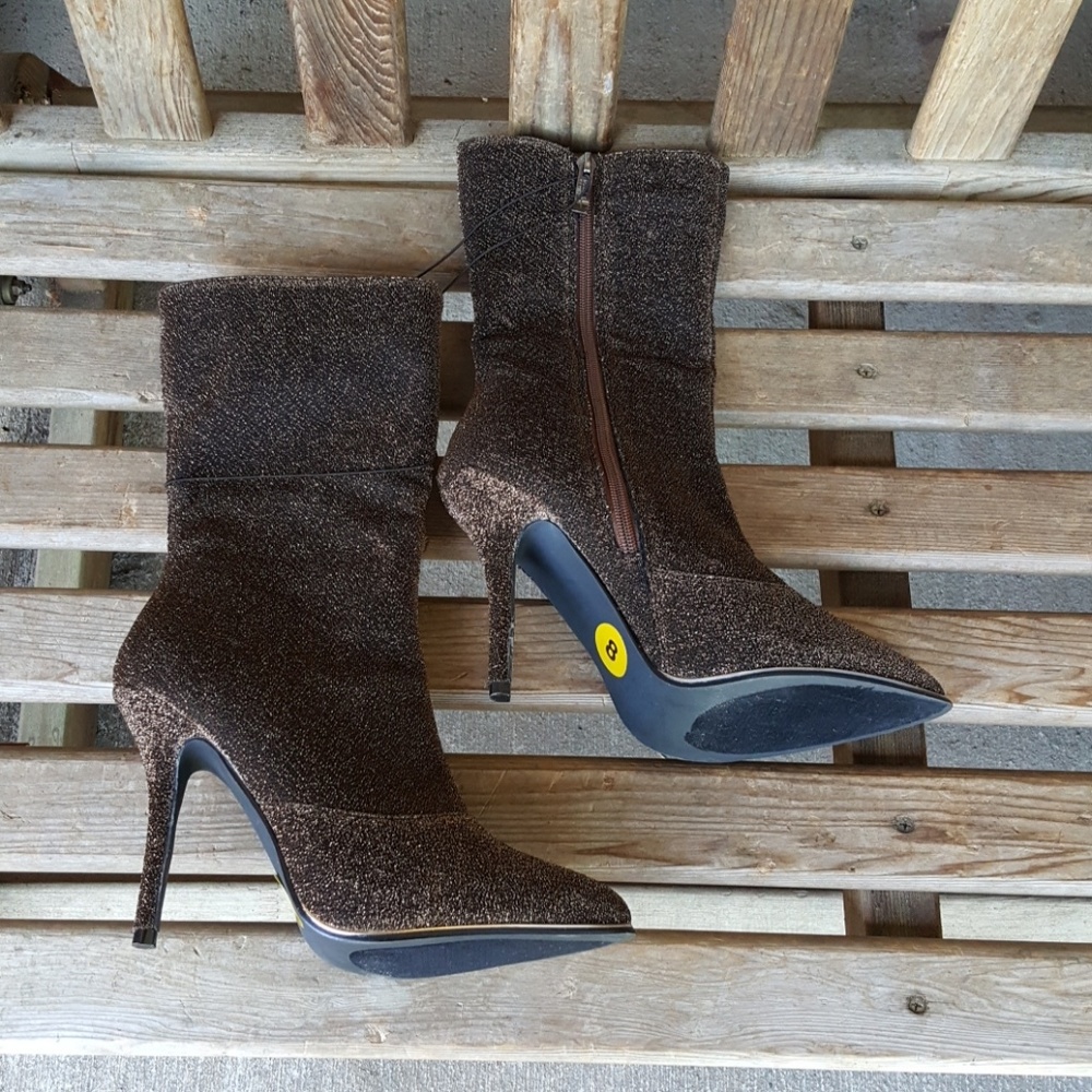 Nicole Miller Logan Bronze Glitterbeam Boot New